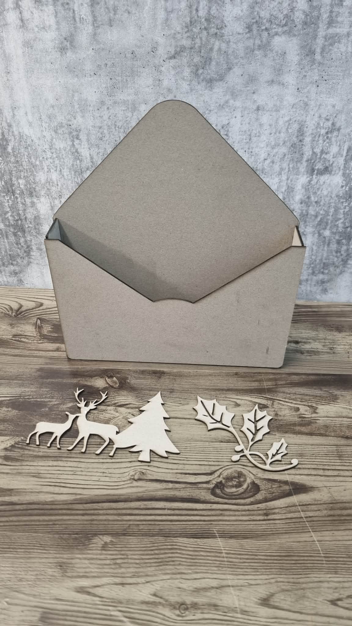 3Quarter Designs Christmas Envelope Box - Chipboard